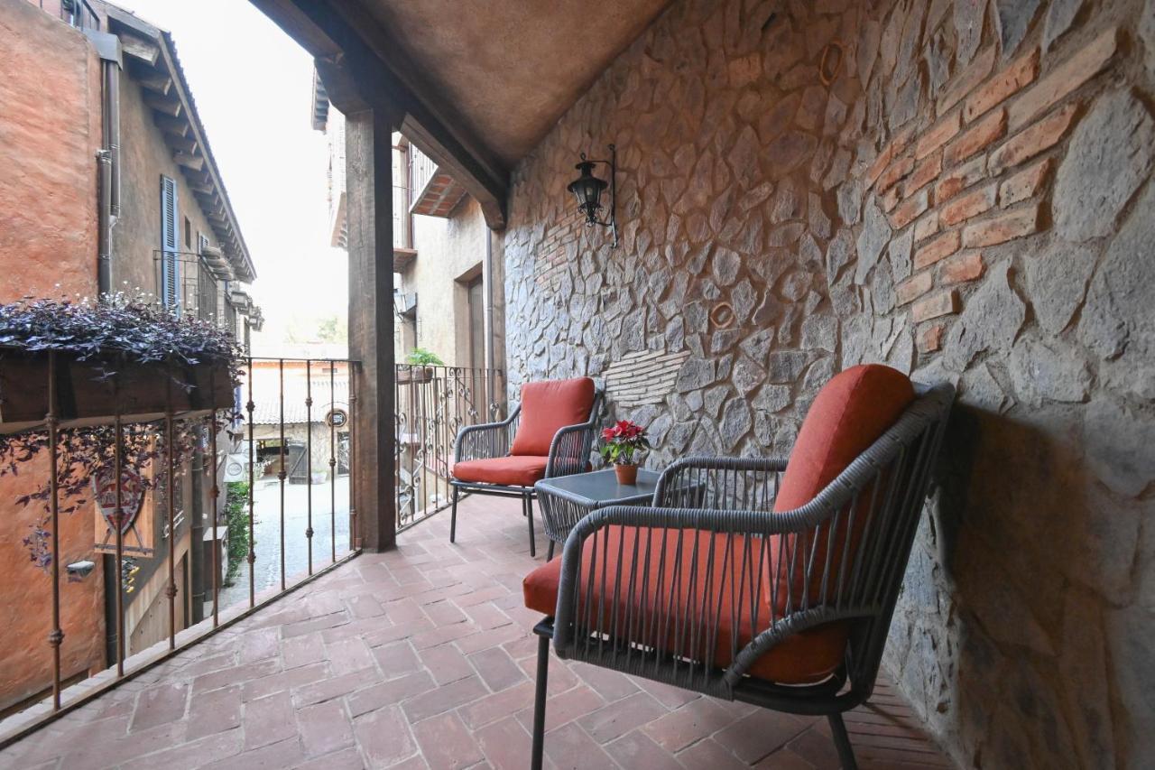 Villa Toscana Valquirico Lofts & Suites Hotel Boutique Santeagueda Exterior photo